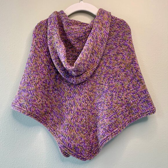 HAND KNIT Hooded Poncho Girls 3-4 3T 4T Purple Fall Handmade Shawl Toddler Girl - Picture 2 of 3